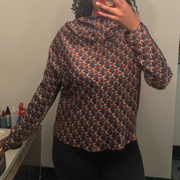 Silky soft Zara printed blouse - Picture 2 of 5